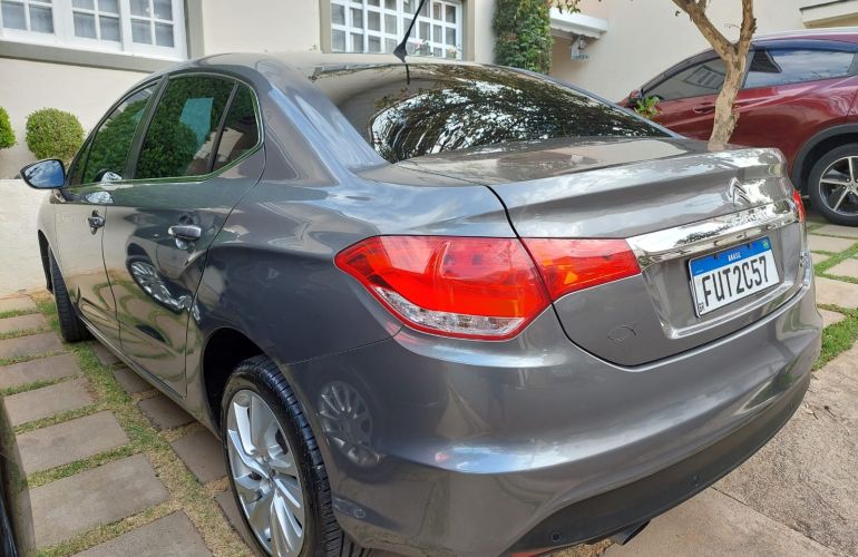 Citroën C4 GLX Tendance BVA 2.0 16V (Flex)(Aut) - Foto #1