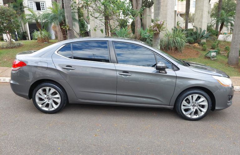 Citroën C4 GLX Tendance BVA 2.0 16V (Flex)(Aut) - Foto #2