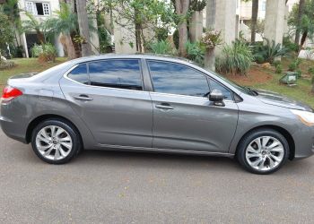 Citroën C4 GLX Tendance BVA 2.0 16V (Flex)(Aut) - Foto #2