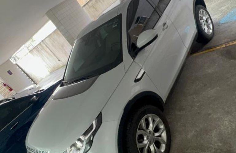 Land Rover Discovery Sport 2.0 TD4 HSE 4WD - Foto #2