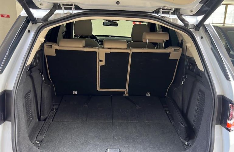 Land Rover Discovery Sport 2.0 TD4 HSE 4WD - Foto #9