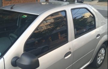 Renault Logan Authentique 1.0 16V (flex) - Foto #1