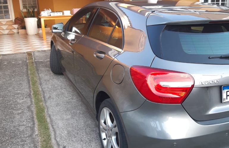 Mercedes-Benz Classe A 200 Urban 1.6 DCT Turbo - Foto #5