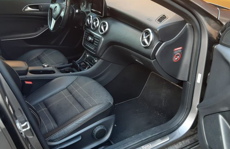 Mercedes-Benz Classe A 200 Urban 1.6 DCT Turbo - Foto #9