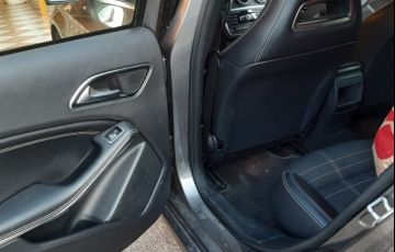 Mercedes-Benz Classe A 200 Urban 1.6 DCT Turbo - Foto #10