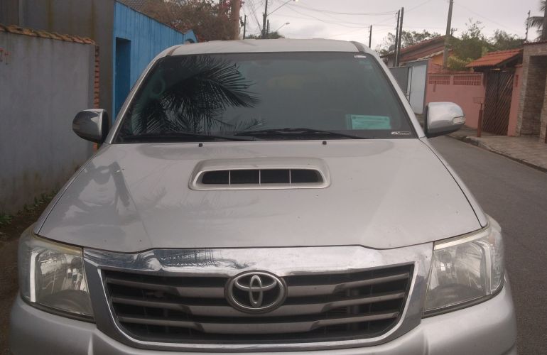 Toyota Hilux 3.0 TDI 4x4 CD SRV Top (Aut) - Foto #3