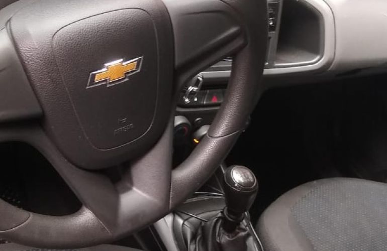 Chevrolet Onix 1.0 Joy SPE/4 - Foto #3