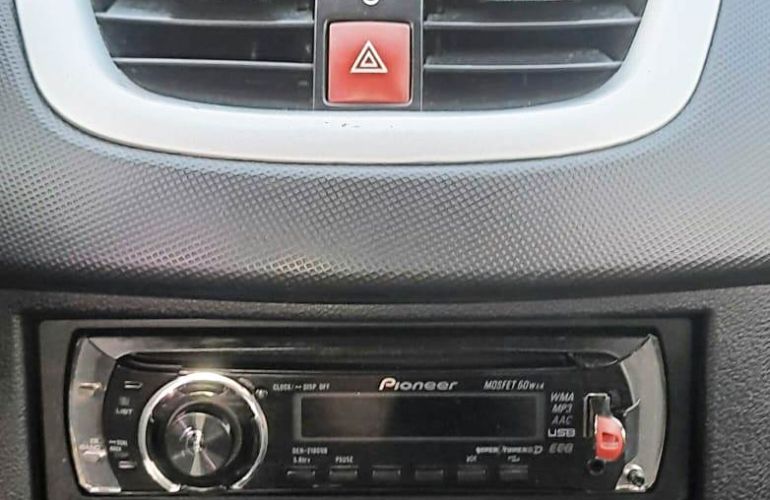 Peugeot 207 Hatch XR 1.4 8V (flex) 4p - Foto #1