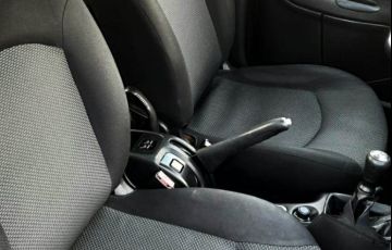 Peugeot 207 Hatch XR 1.4 8V (flex) 4p - Foto #6