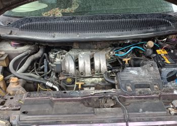 Chrysler Caravan LE 4x2 3.3 V6 12V - Foto #2