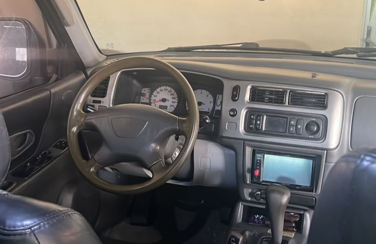 Mitsubishi Pajero Sport HPE 4x4 2.5 (aut) - Foto #2