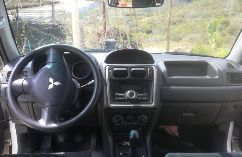 Mitsubishi Pajero TR4 2.0 16V 4X4 (Flex) - Foto #3