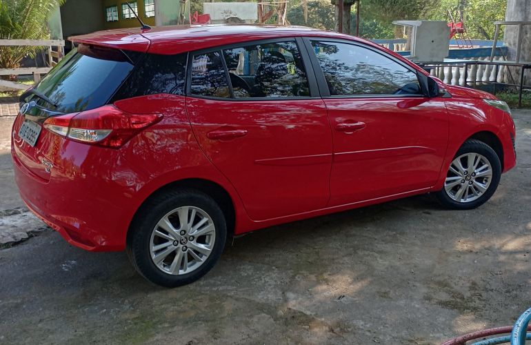 Toyota Yaris 1.3 XL CVT (Flex) - Foto #5