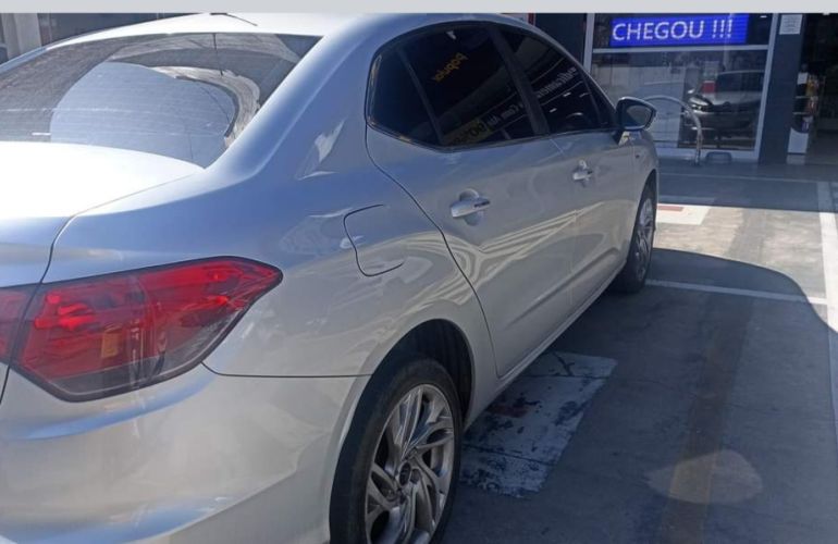 Citroën C4 Lounge Exclusive 1.6 THP (Aut) - Foto #1