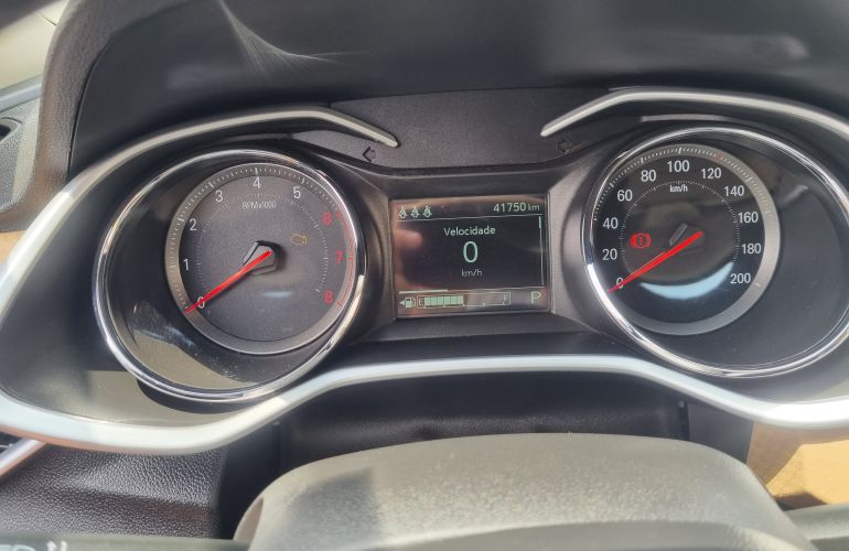 Chevrolet Onix 1.0 Turbo Premier (Aut) - Foto #6