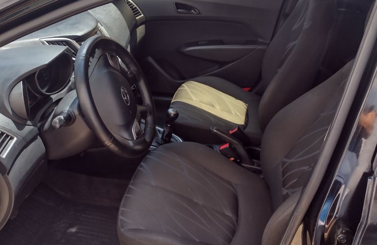 Hyundai HB20 1.0 Comfort Plus - Foto #4