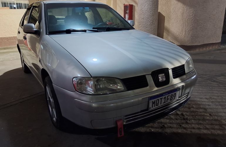 Seat Cordoba Sedan 1.6 - Foto #3