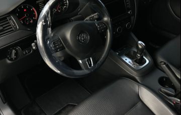 Volkswagen Jetta 2.0 Comfortline Tiptronic (Flex) - Foto #2