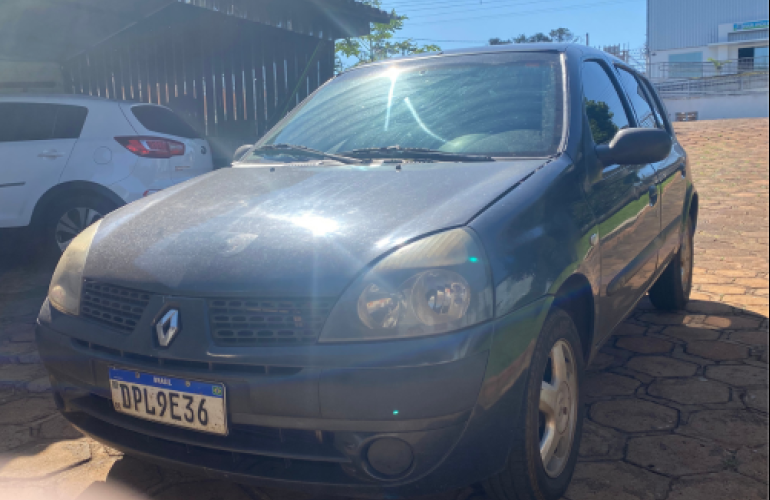 Renault Clio Hatch. Authentique 1.0 16V - Foto #1
