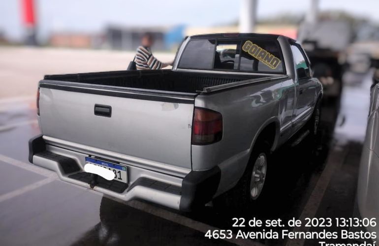 Chevrolet S10 Luxe 4x4 4.3 SFi V6 (Cab Simples) - Foto #4