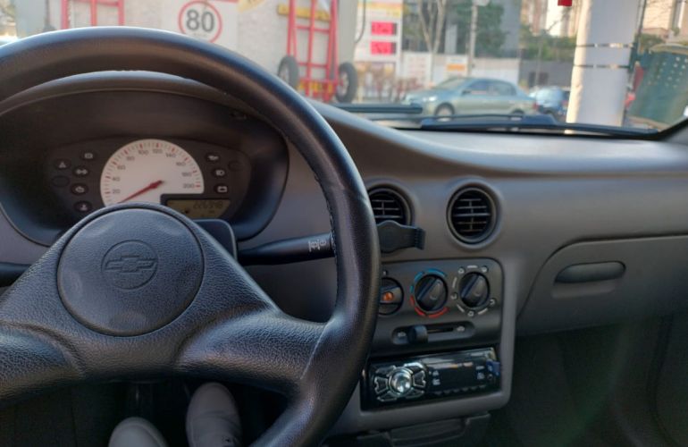 Chevrolet Celta 1.0 - Foto #2