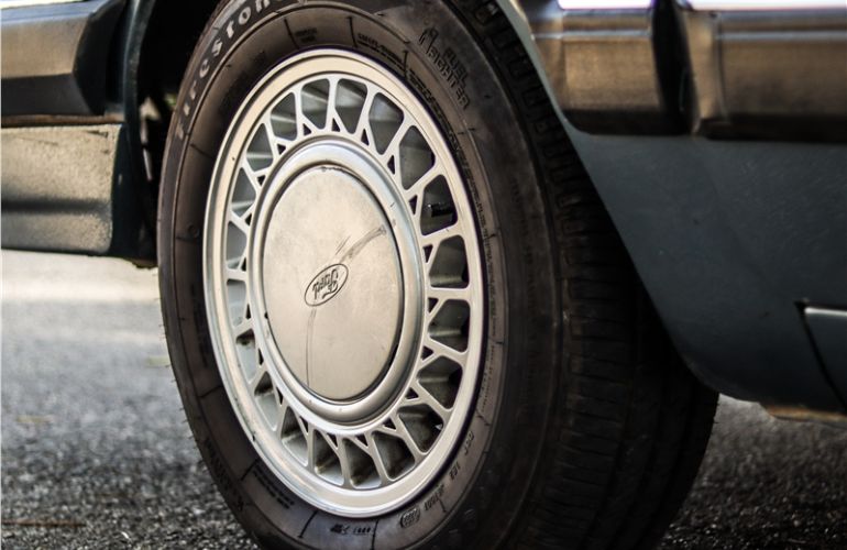 Ford Del Rey 1.8 Ghia 8V Gasolina 2p Manual - Foto #9