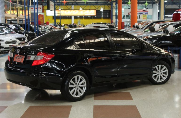 Honda Civic 1.8 LXS 16v - Foto #2