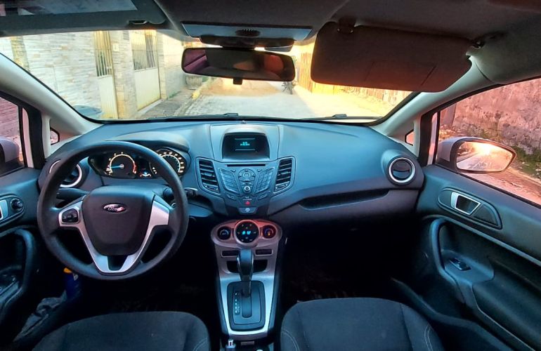Ford New Fiesta Sedan 1.6 SE (Flex) - Foto #8