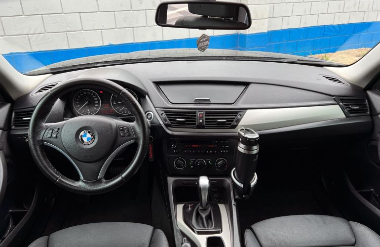 BMW X1 2.0 sDrive18i Top (aut) - Foto #9