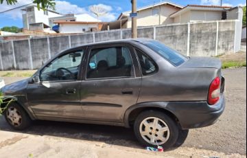 Chevrolet Corsa Sedan 1.0 8V - Foto #2
