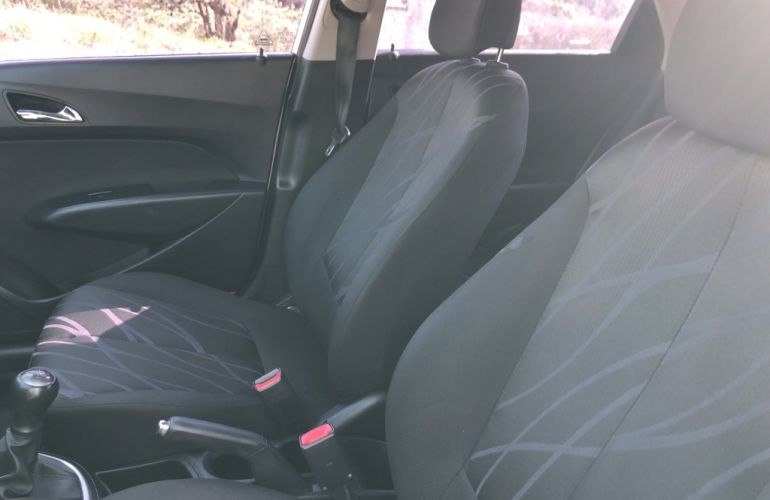 Hyundai HB20 1.0 Comfort - Foto #10