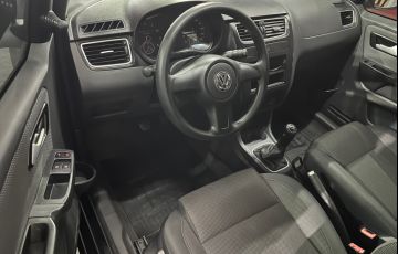 Volkswagen Fox 1.0 VHT (Flex) 4p - Foto #10