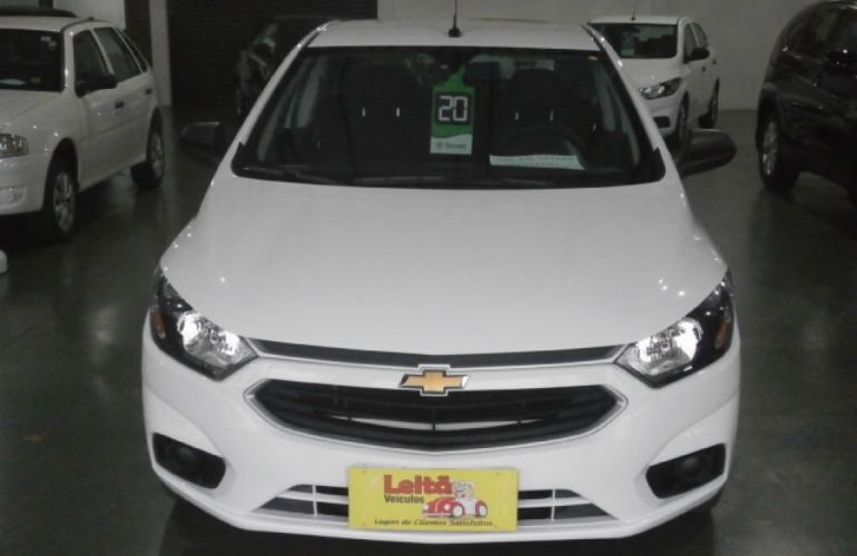 Chevrolet Onix 1.0 Joy SPE/4 - Foto #2