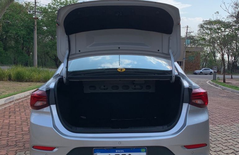 Chevrolet Onix 1.0 Turbo Plus Premier - Foto #10