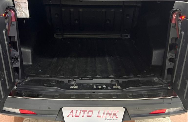 Fiat Toro 2.0 16V Turbo Volcano 4WD At9 - Foto #7