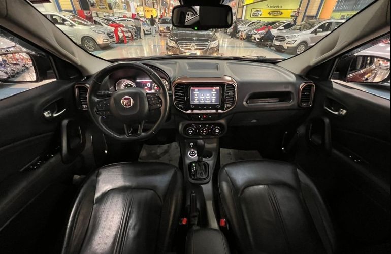 Fiat Toro 2.0 16V Turbo Volcano 4WD At9 - Foto #10