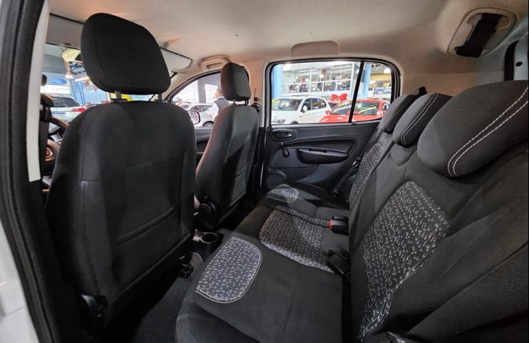 Fiat Uno 1.0 Fire Attractive - Foto #5
