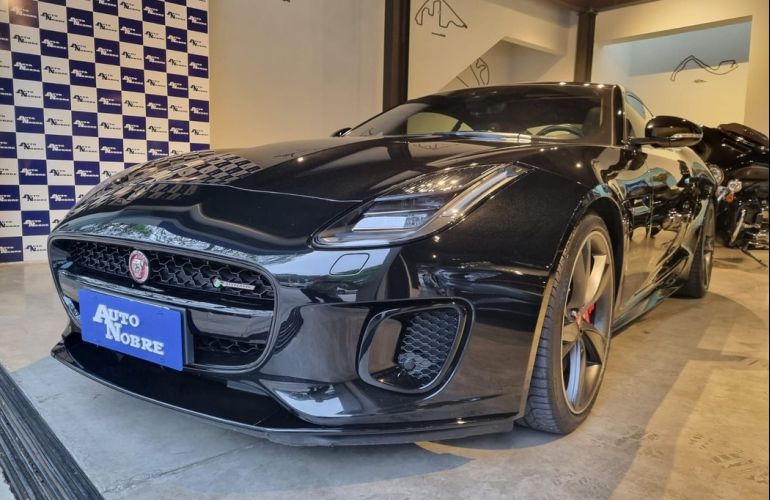 Jaguar F-Type 2.0 p300 R-Dynamic Coupé - Foto #3