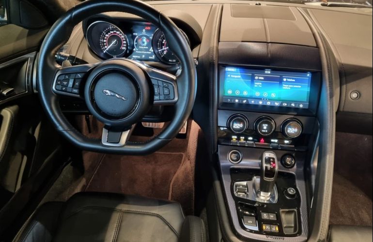 Jaguar F-Type 2.0 p300 R-Dynamic Coupé - Foto #4