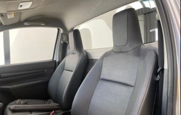 Toyota Hilux 2.8 D-4d Turbo CS 4x4 - Foto #10