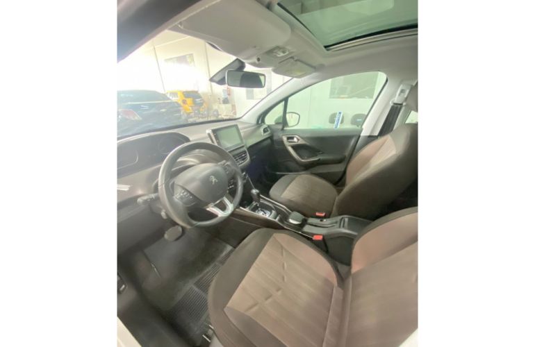 Peugeot 2008 1.6 Griffe (Aut) - Foto #5