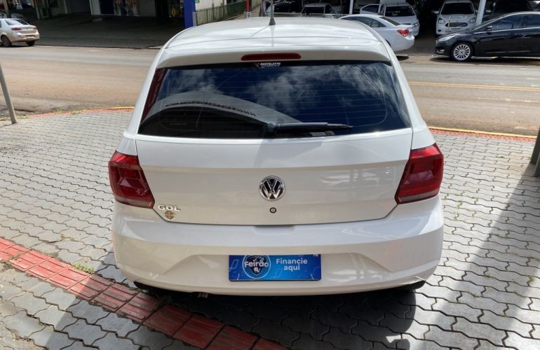 Volkswagen Gol 1.0 - Foto #5