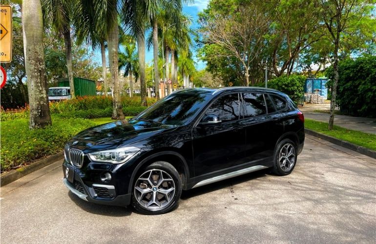 BMW X1 2.0 16V Turbo Activeflex Sdrive20i X-line 4p Automático - Foto #1