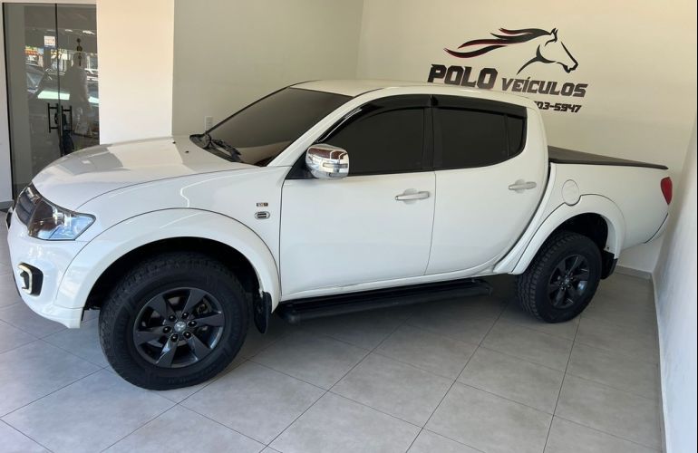 Mitsubishi L200 Triton 3.2 Hpe 4x4 CD 16V Turbo Intercooler - Foto #3