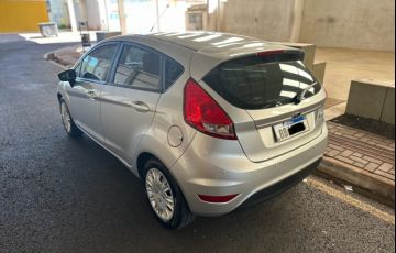 Ford New Fiesta 1.6 SE - Foto #5