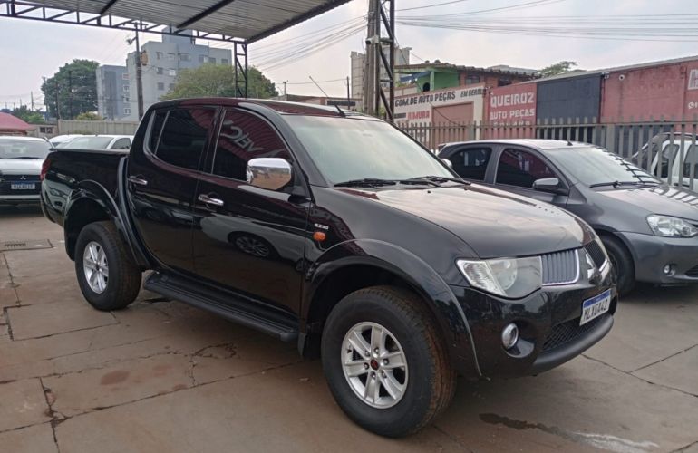 Mitsubishi L 200 Triton HPE 4x4 3.2 (aut) (cab. dupla) - Foto #2
