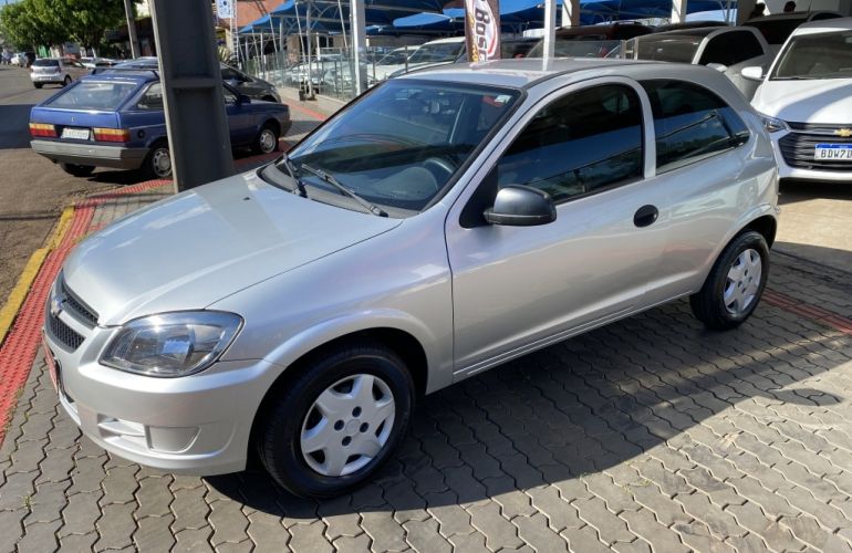 Chevrolet Celta LS 1.0 (Flex) 2p - Foto #1