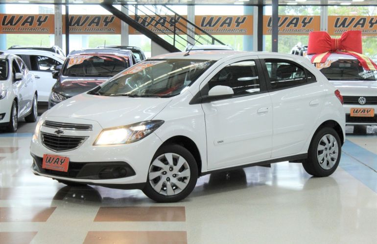Chevrolet Onix 1.4 MPFi LT 8v - Foto #1