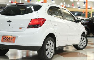 Chevrolet Onix 1.4 MPFi LT 8v - Foto #7