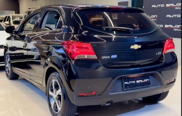 Chevrolet Onix 1.4 MPFi LTZ 8v - Foto #6